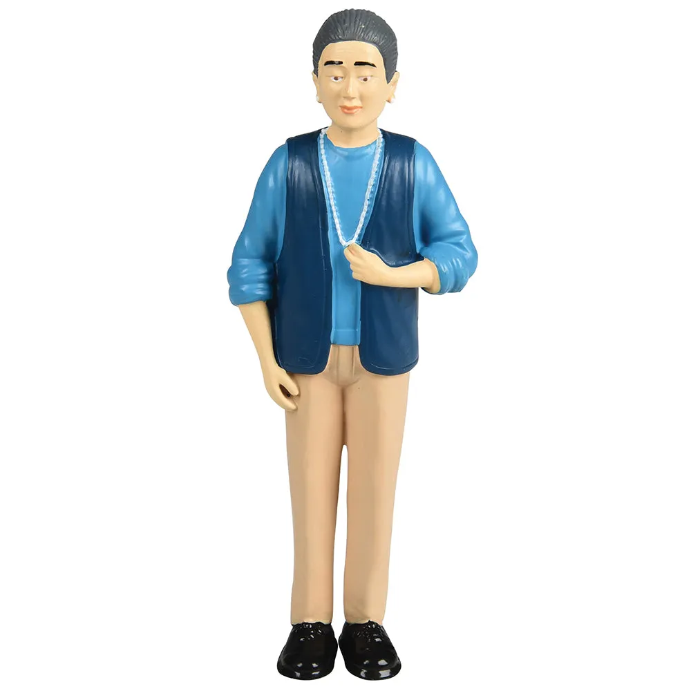 Asian Pretend Play Vinyl Family Figurines | 8 Piece Set