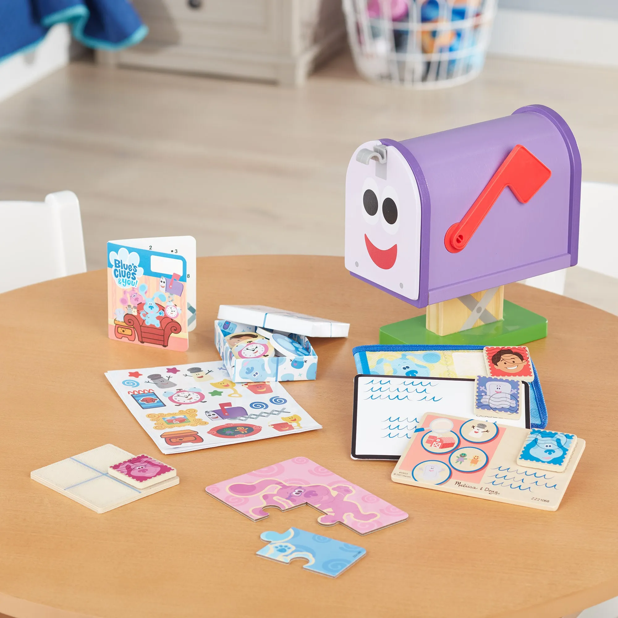 Blue's Clues & You! Wooden Mailbox Play Set