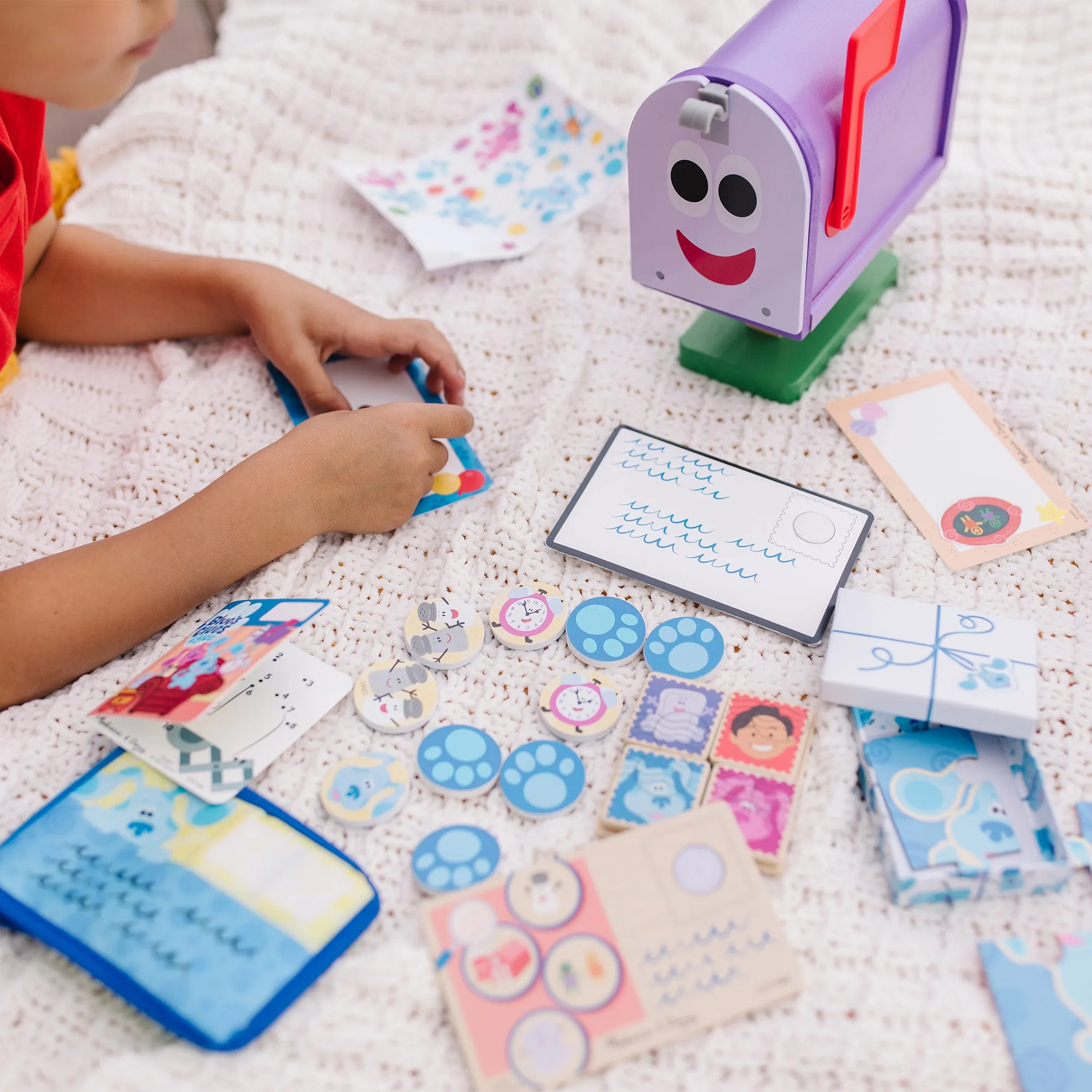 Blue's Clues & You! Wooden Mailbox Play Set
