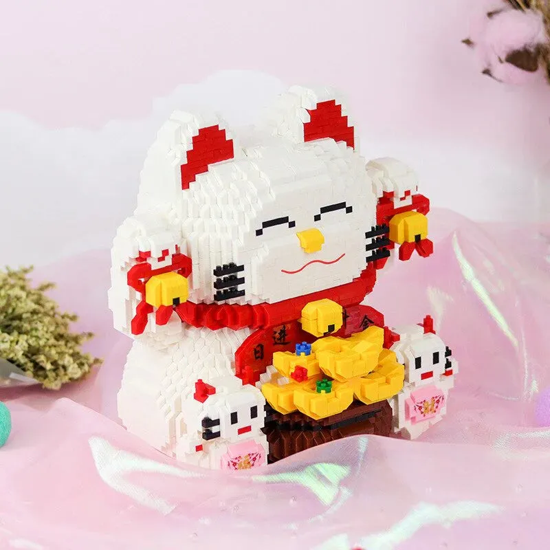 Get lucky With Our Golden Nugget Lucky Cat And Lucky Man Nano Building Set