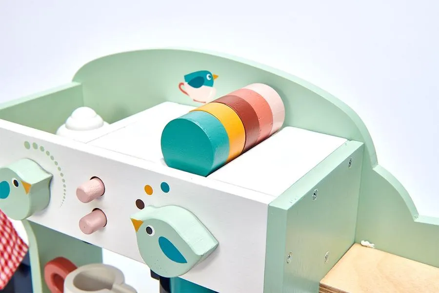 Wooden Birds Nest Toy Cafe