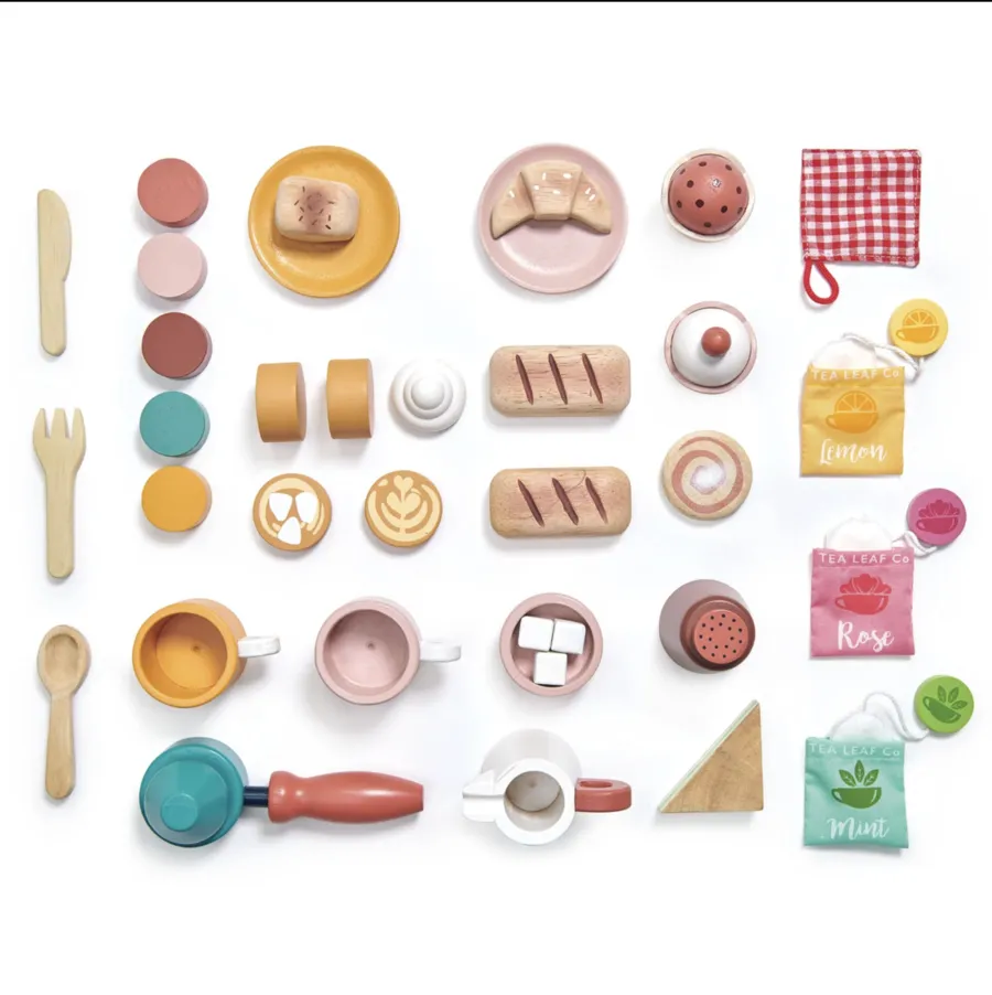Wooden Birds Nest Toy Cafe